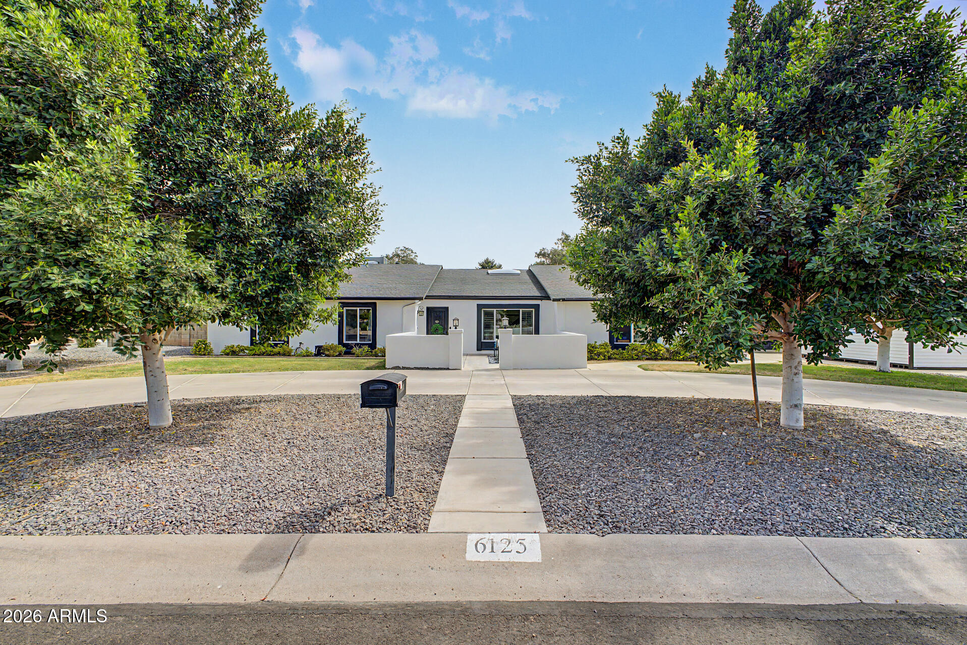 6125 E ASTER Drive