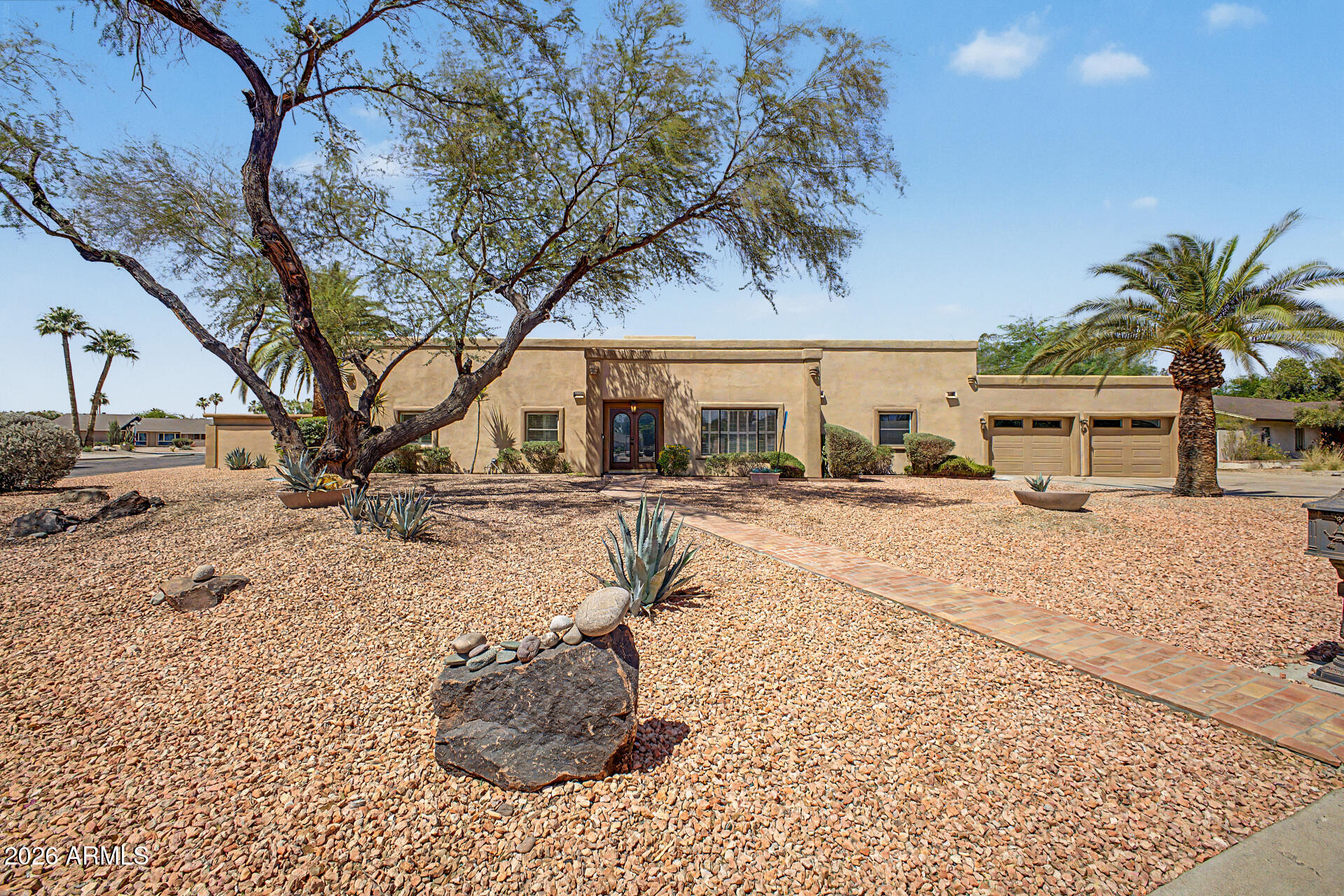 6002 E CORRINE Drive