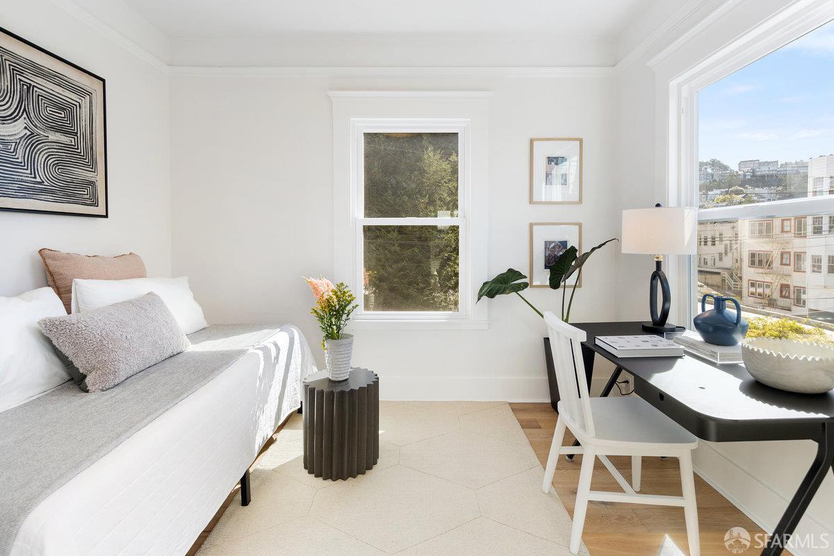135 Carl Street # 4