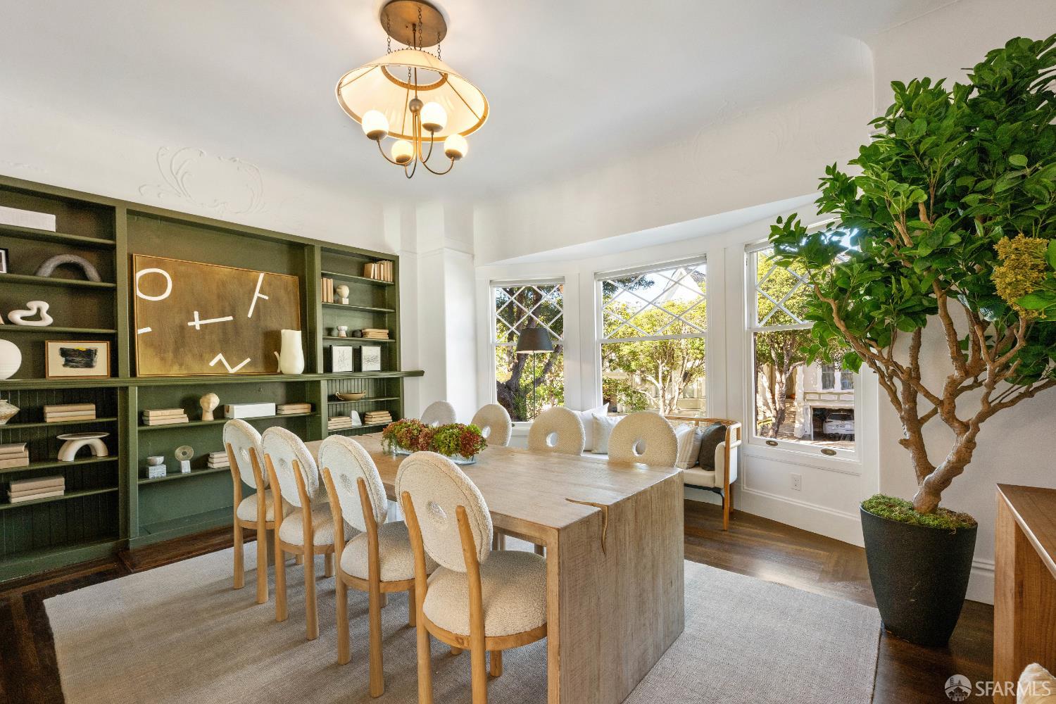 25 Parnassus Avenue