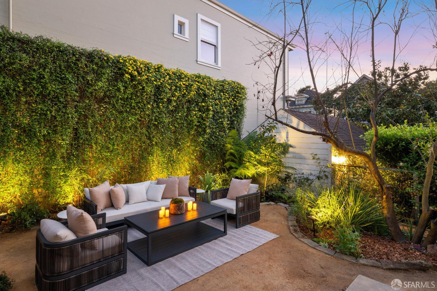 25 Parnassus Avenue