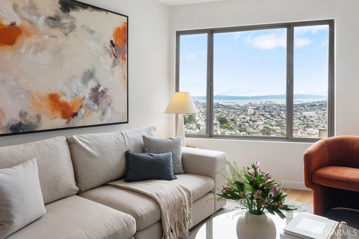 827 Corbett Avenue # 101