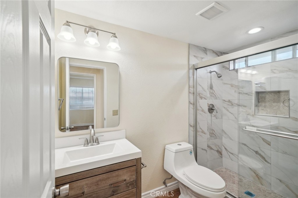306 E Cascade Drive