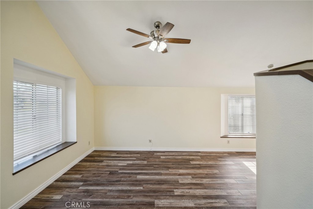 306 E Cascade Drive