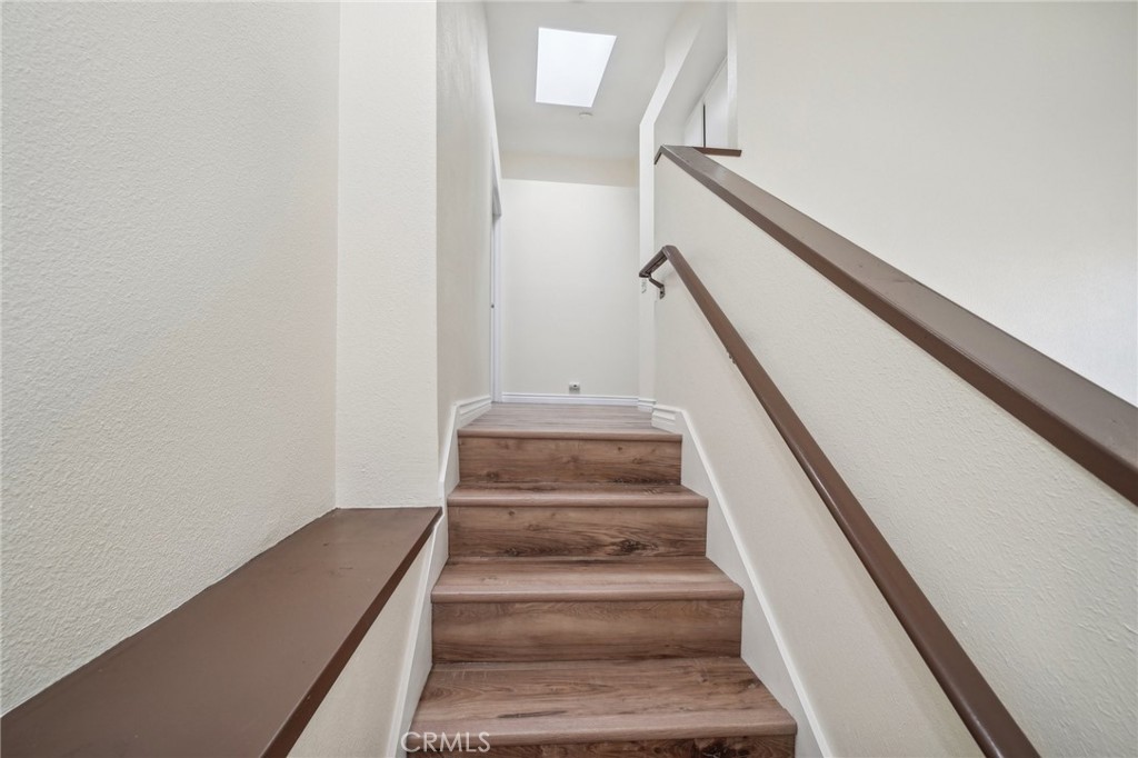 306 E Cascade Drive
