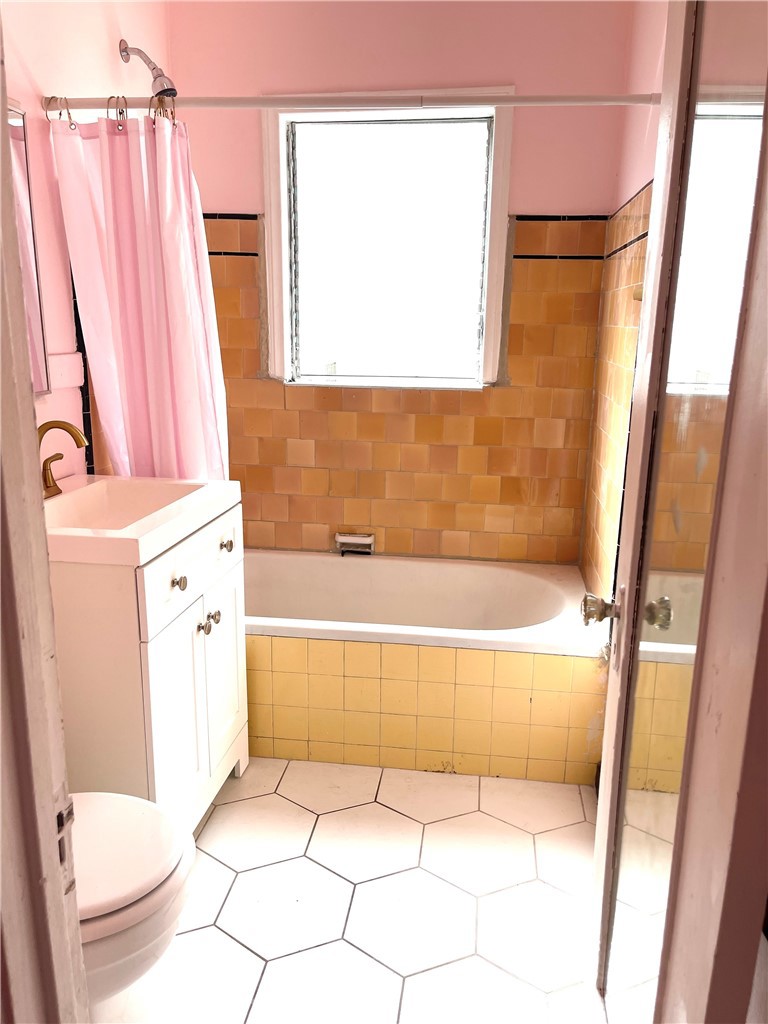 140 Lime Avenue 8