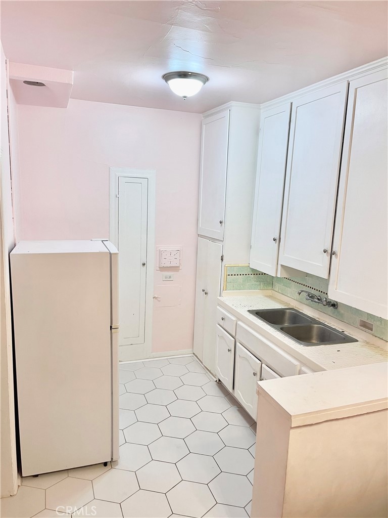 140 Lime Avenue 8