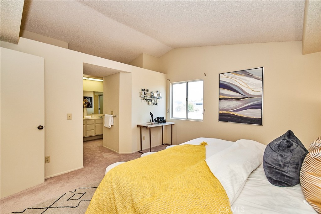 344 E Cascade Drive