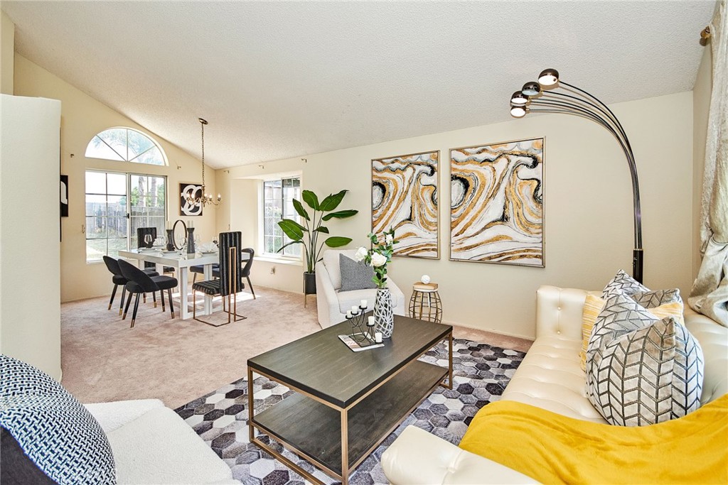 344 E Cascade Drive