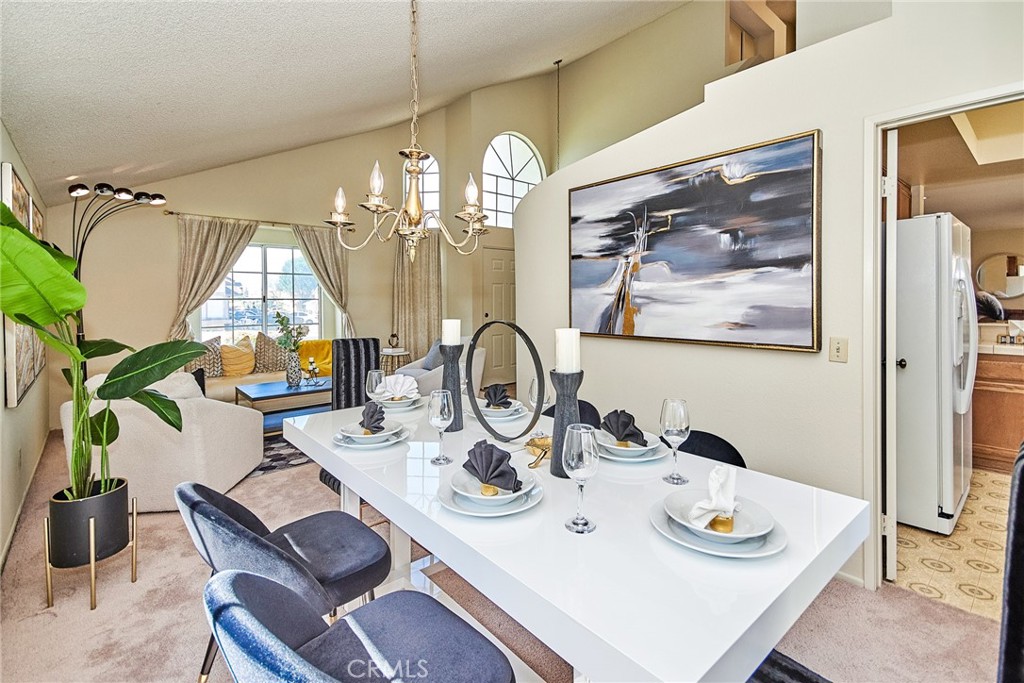 344 E Cascade Drive