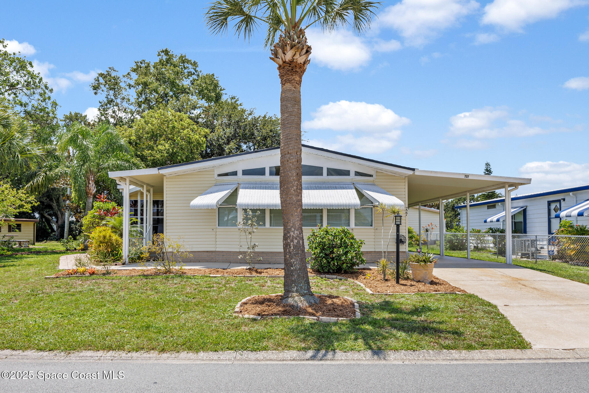 727 Periwinkle Circle