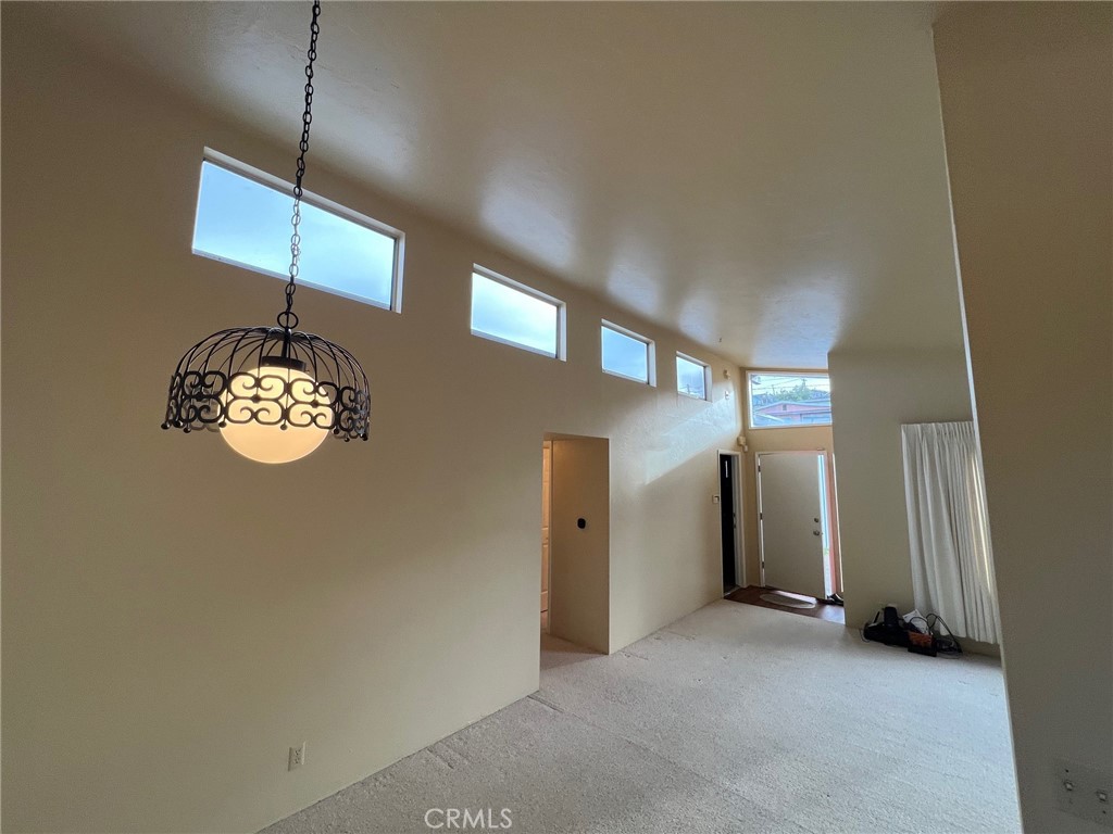 2225 Ironwood Avenue