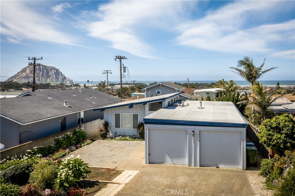 2225 Ironwood Avenue