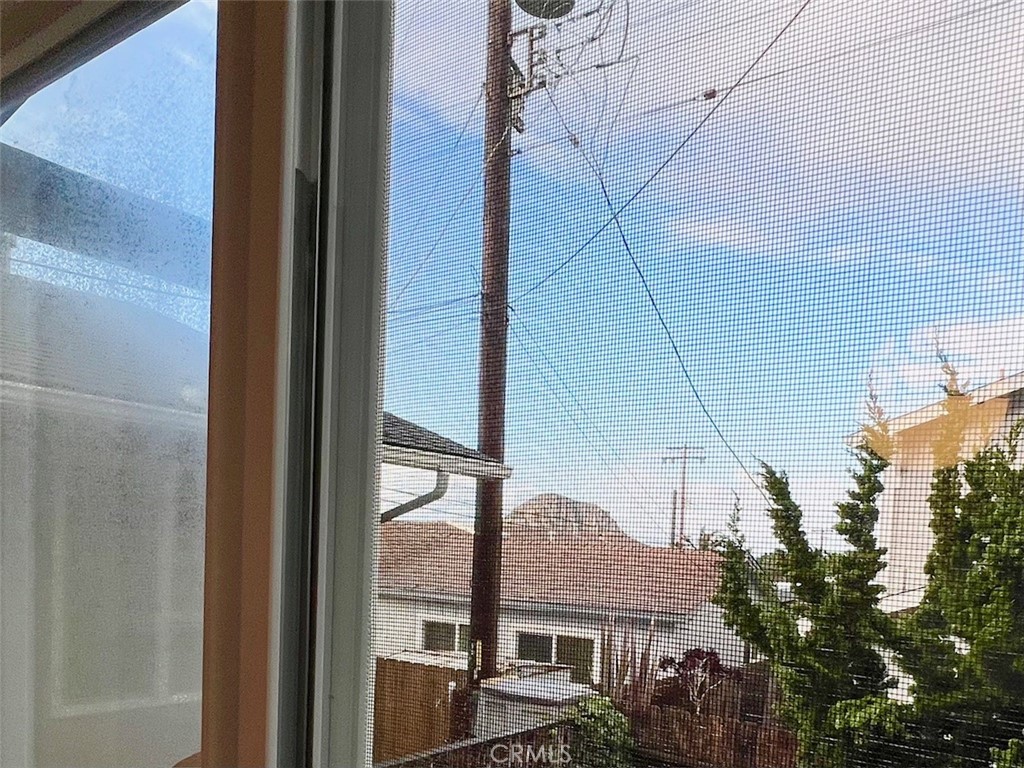 2225 Ironwood Avenue