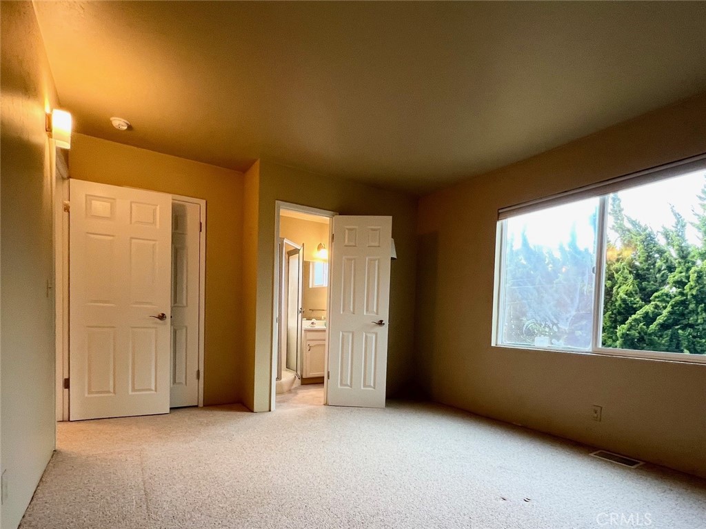 2225 Ironwood Avenue