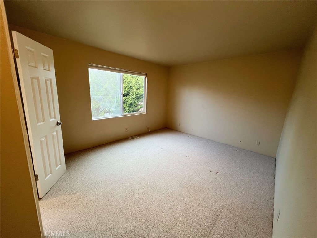 2225 Ironwood Avenue