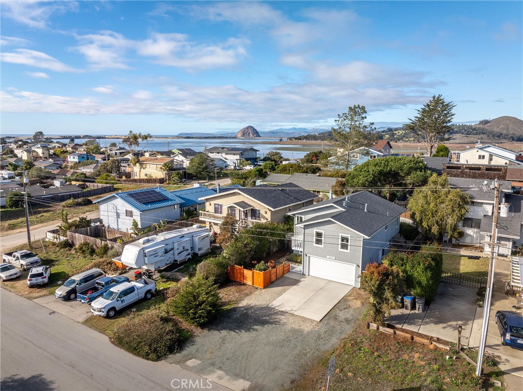 1076 Santa Maria Avenue