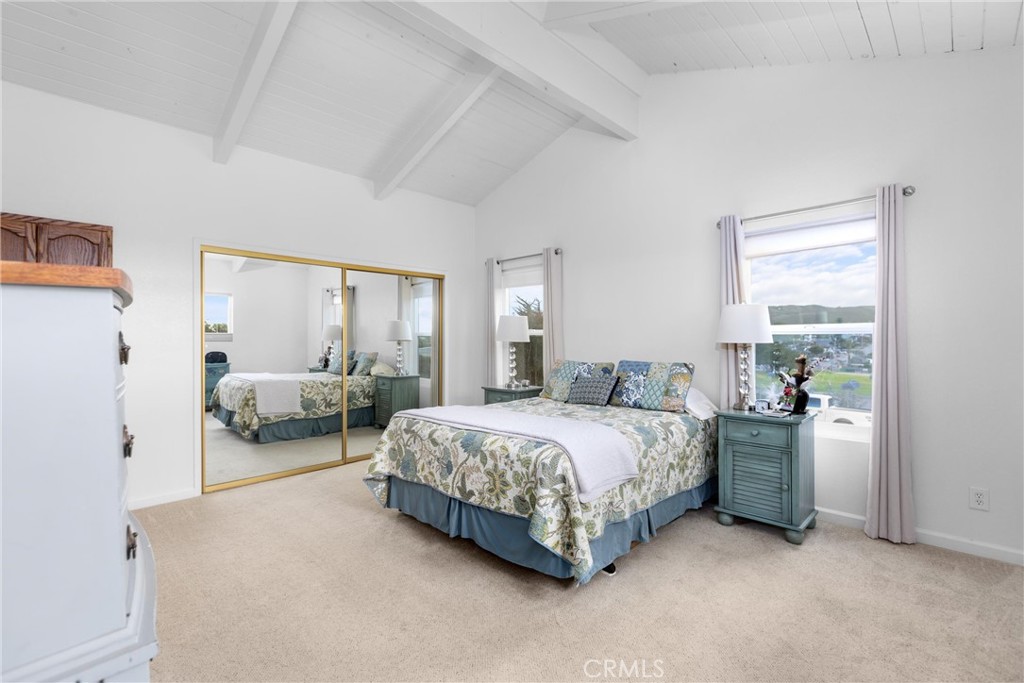 1076 Santa Maria Avenue