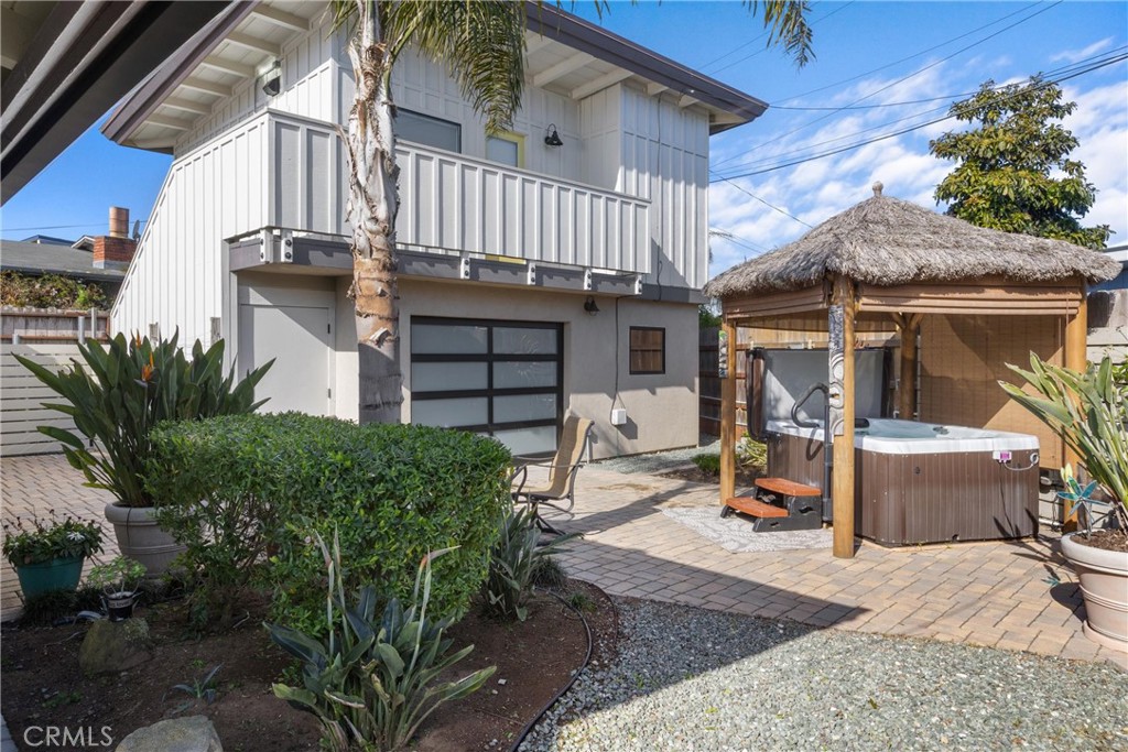 477 Kings Avenue