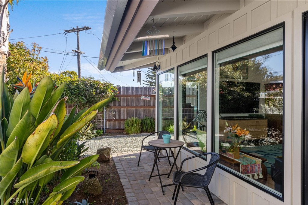 477 Kings Avenue