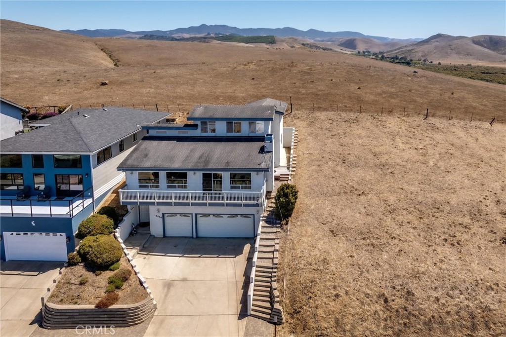 2556 Nutmeg Avenue