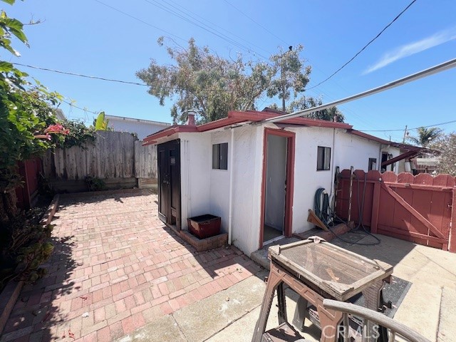 970 Las Tunas Street