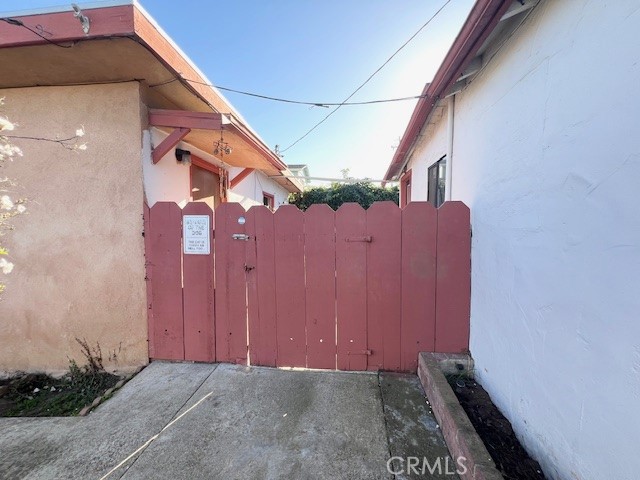 970 Las Tunas Street