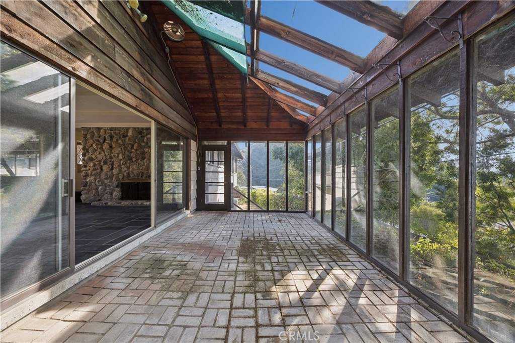 25 Buena Vista Avenue