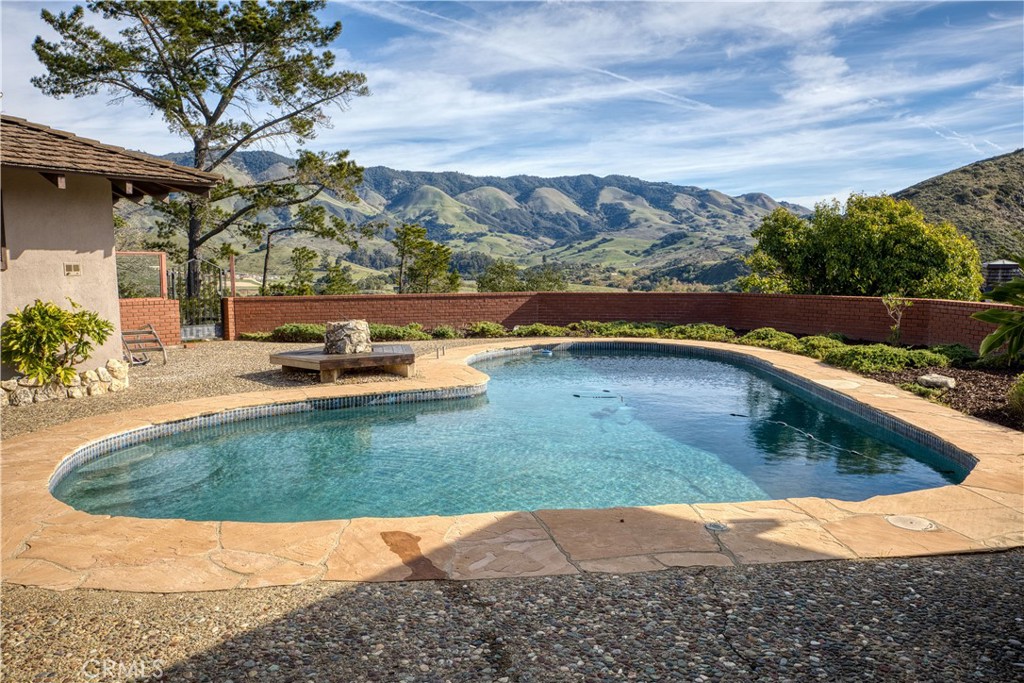 25 Buena Vista Avenue