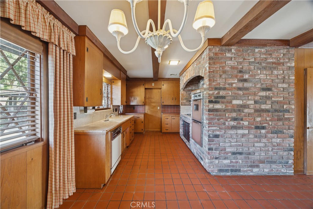 25 Buena Vista Avenue