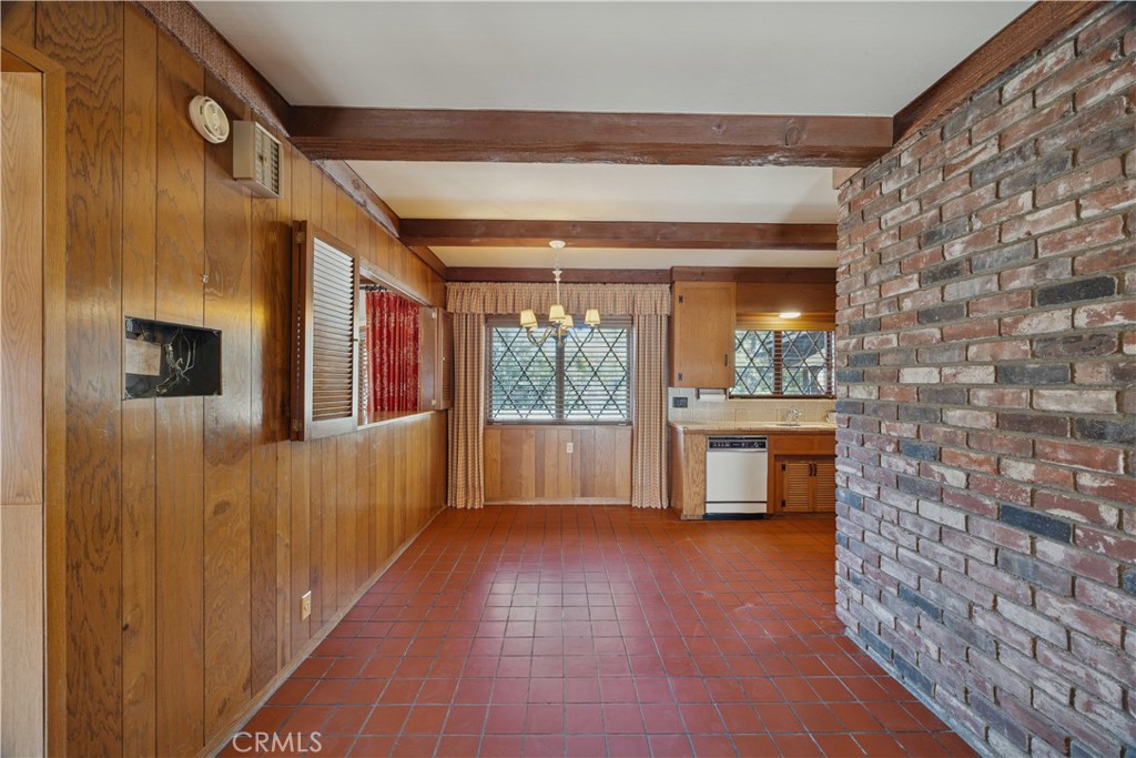 25 Buena Vista Avenue