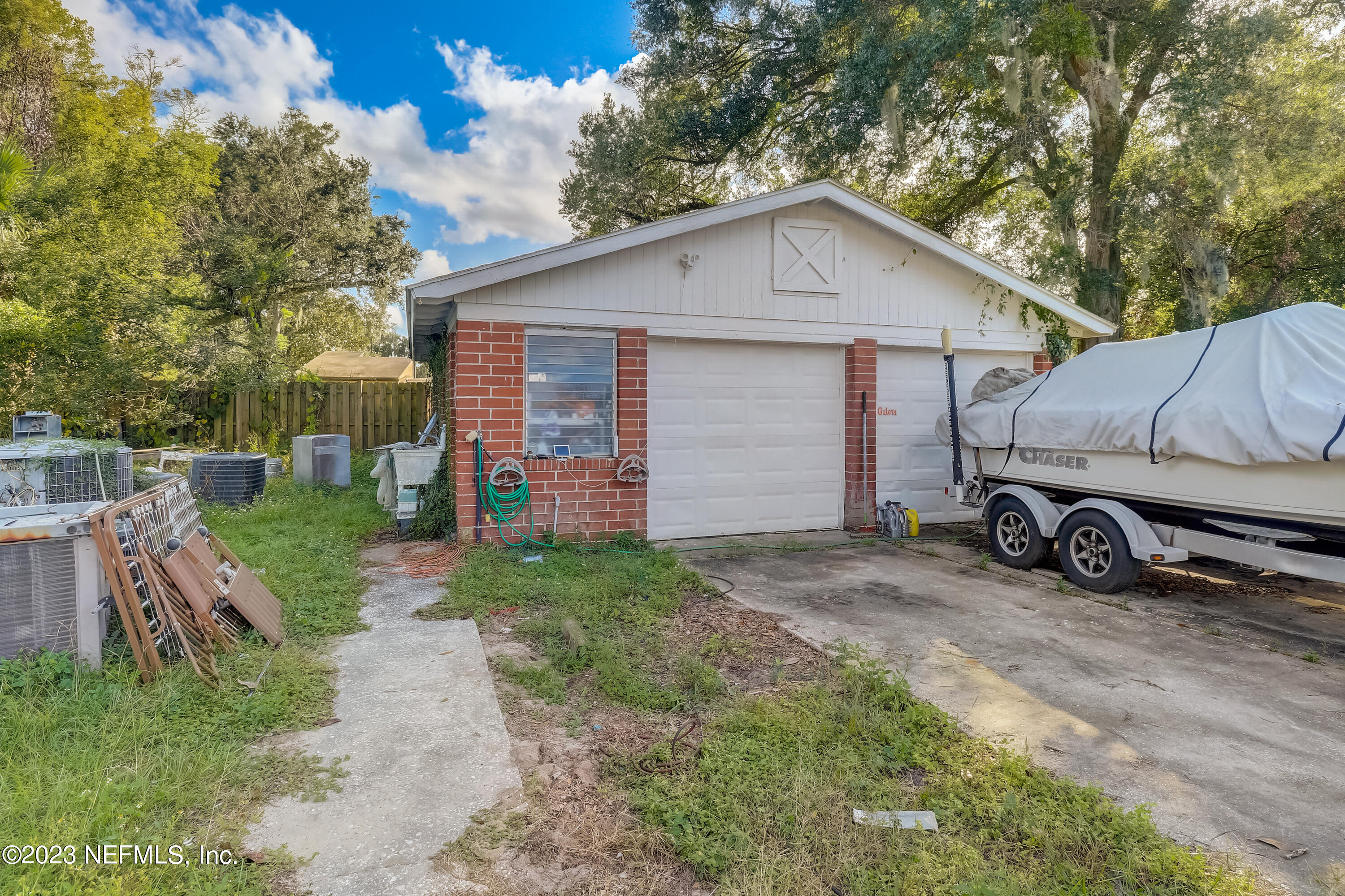 5736 COLLEGE LN