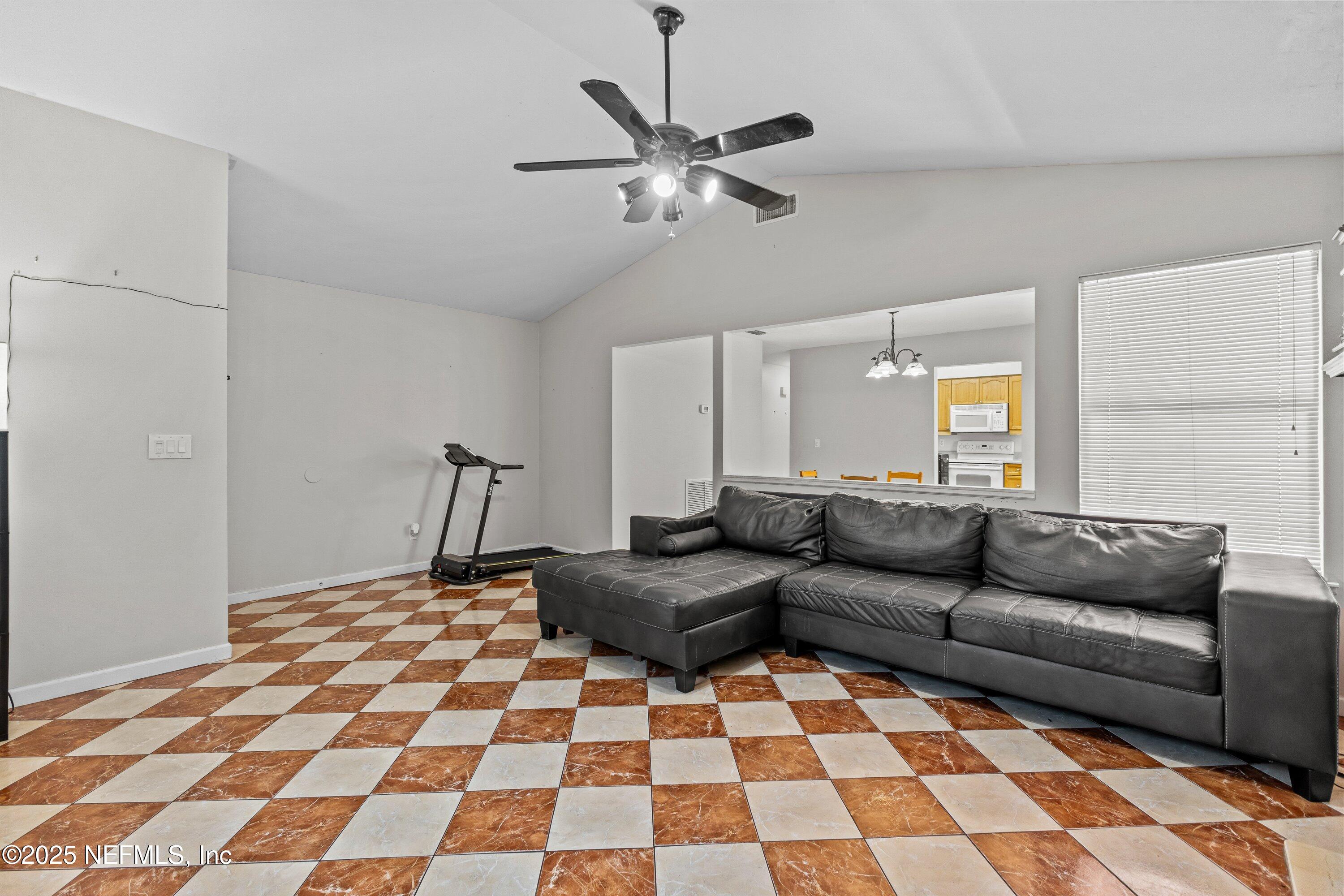 7237 OAKWOOD Drive