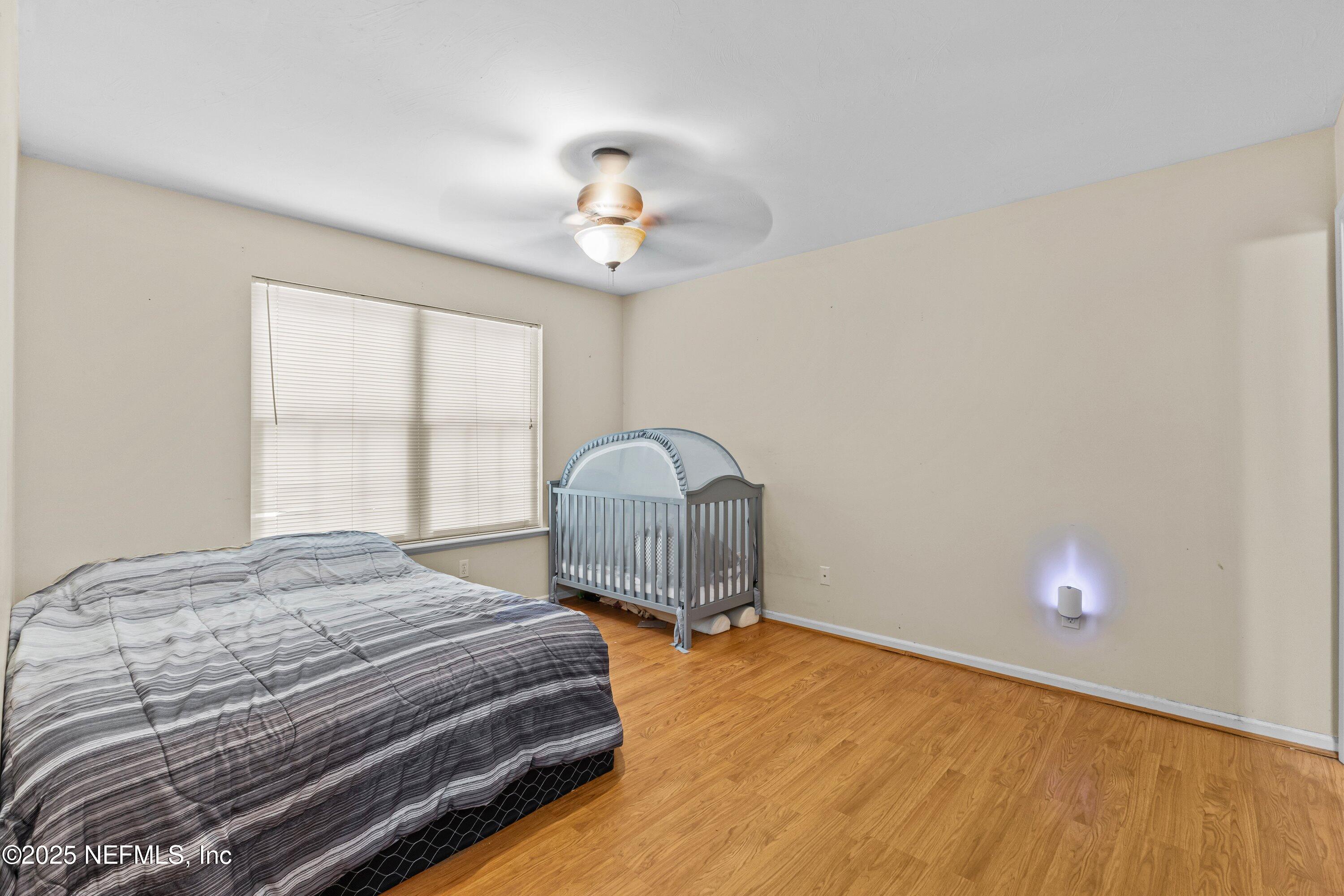 7237 OAKWOOD Drive