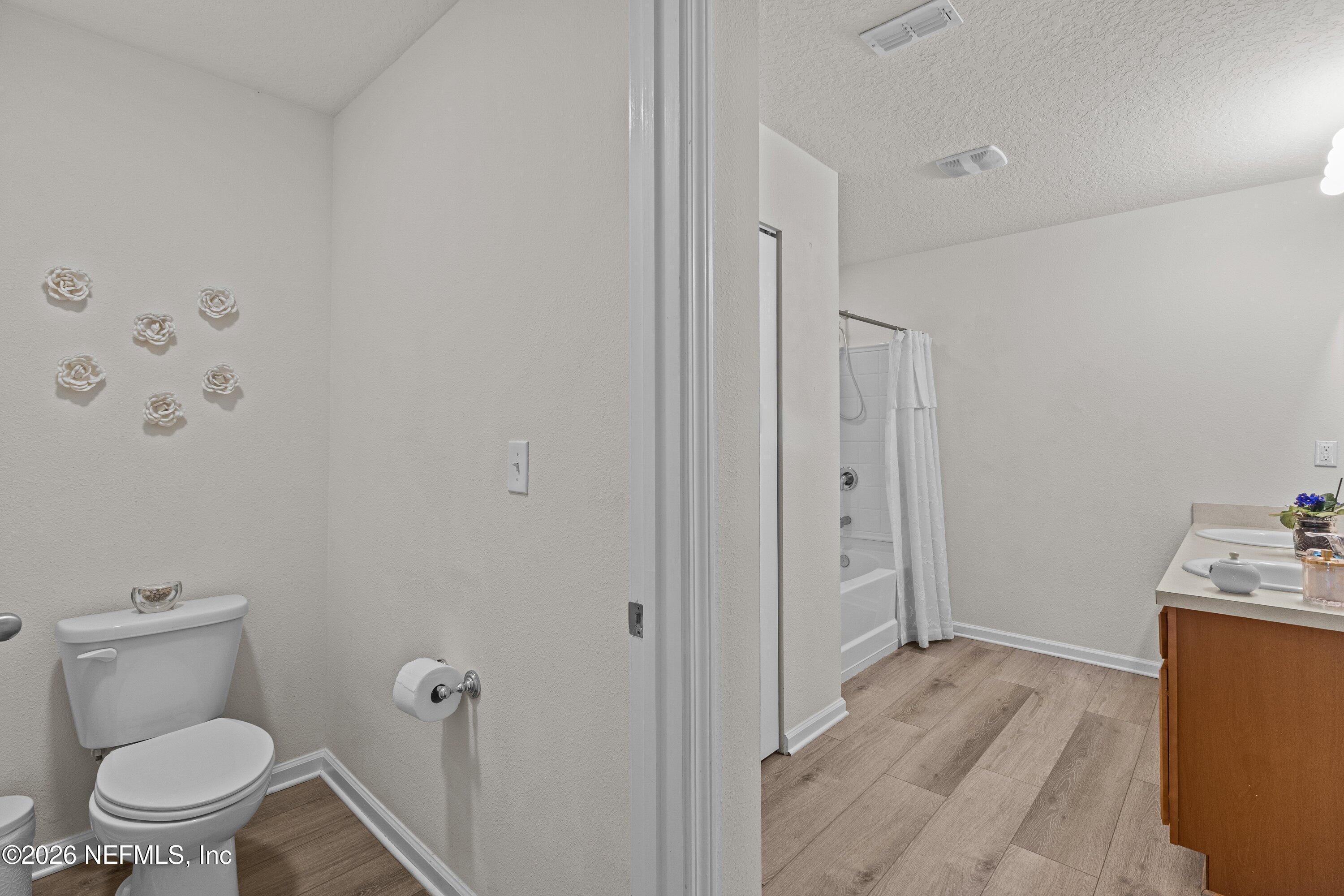 2422 SOTTERLEY Lane