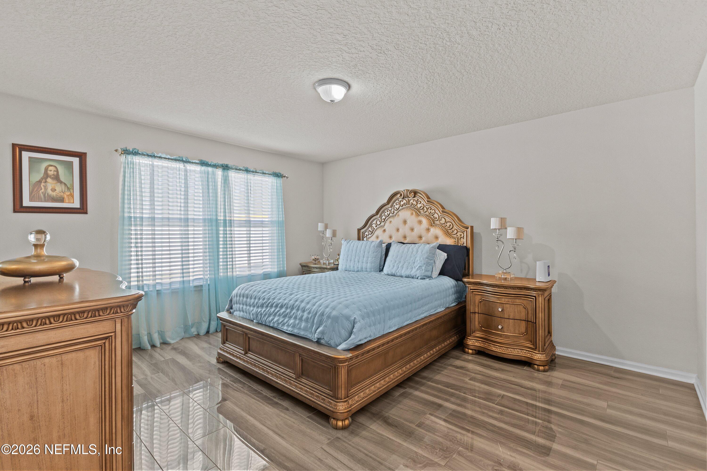 2422 SOTTERLEY Lane