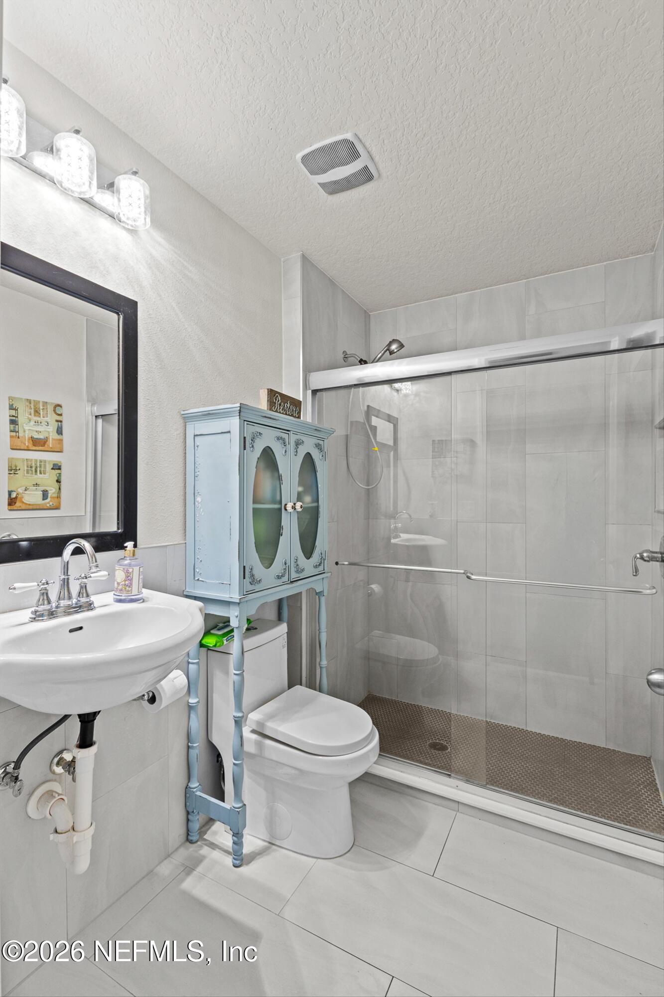 2422 SOTTERLEY Lane