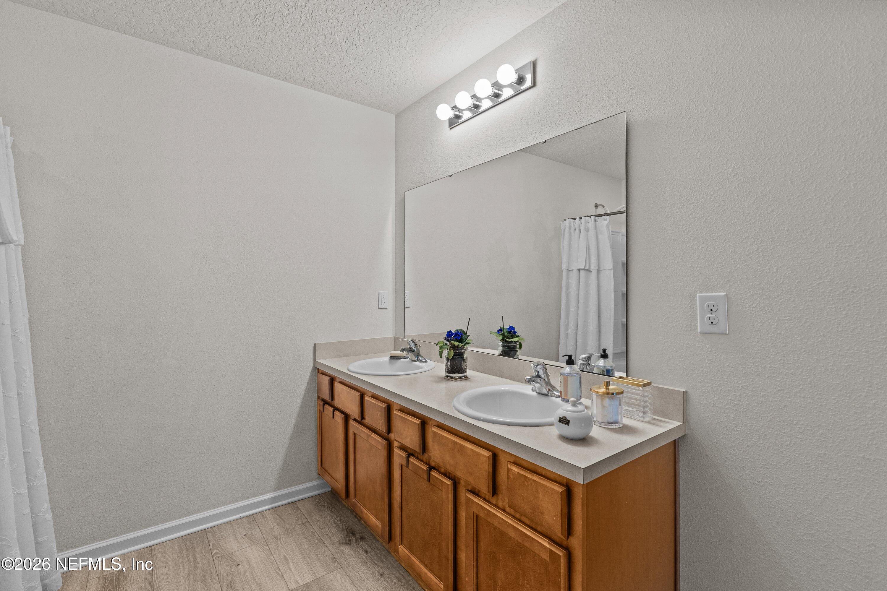 2422 SOTTERLEY Lane