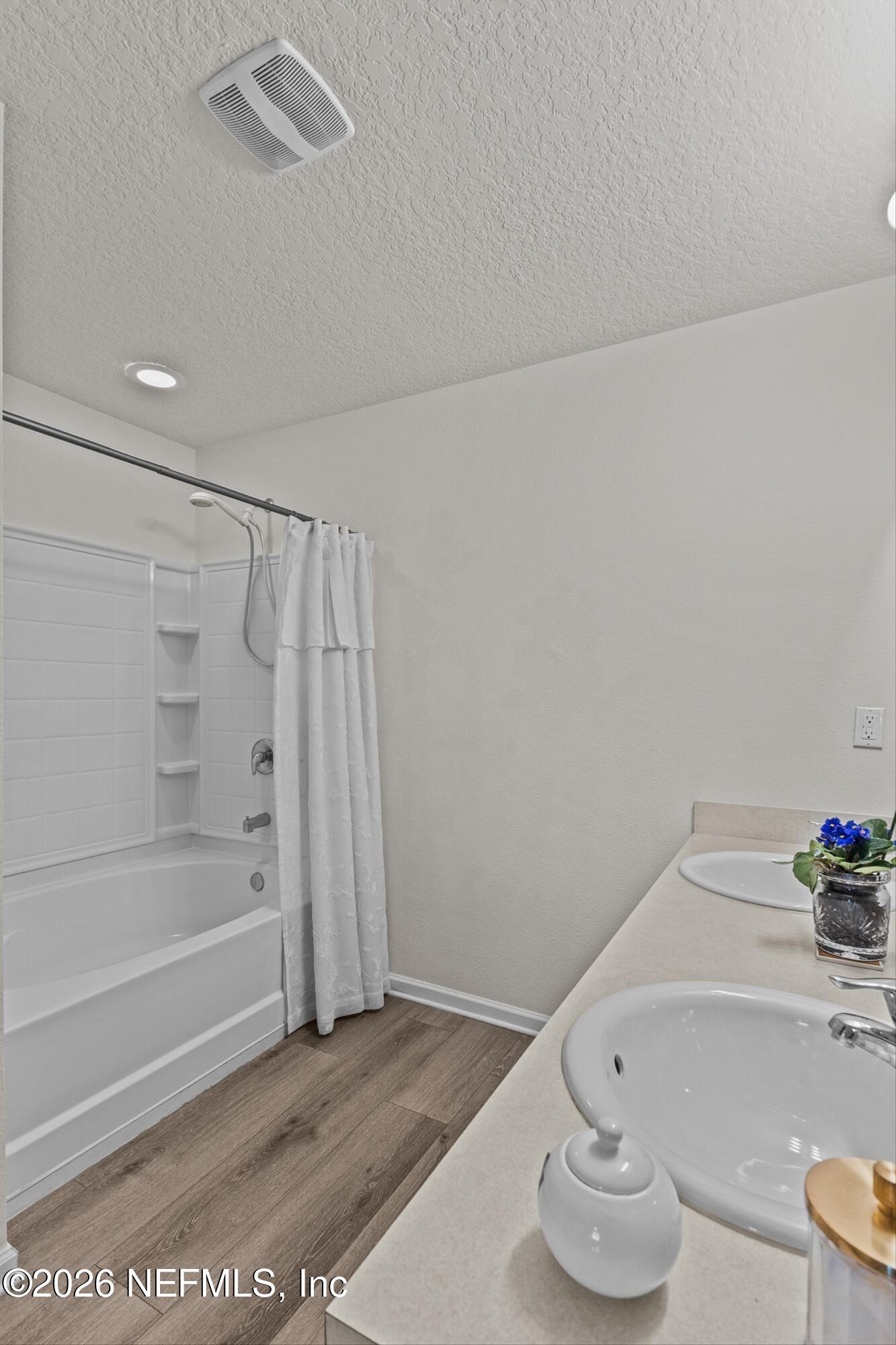 2422 SOTTERLEY Lane