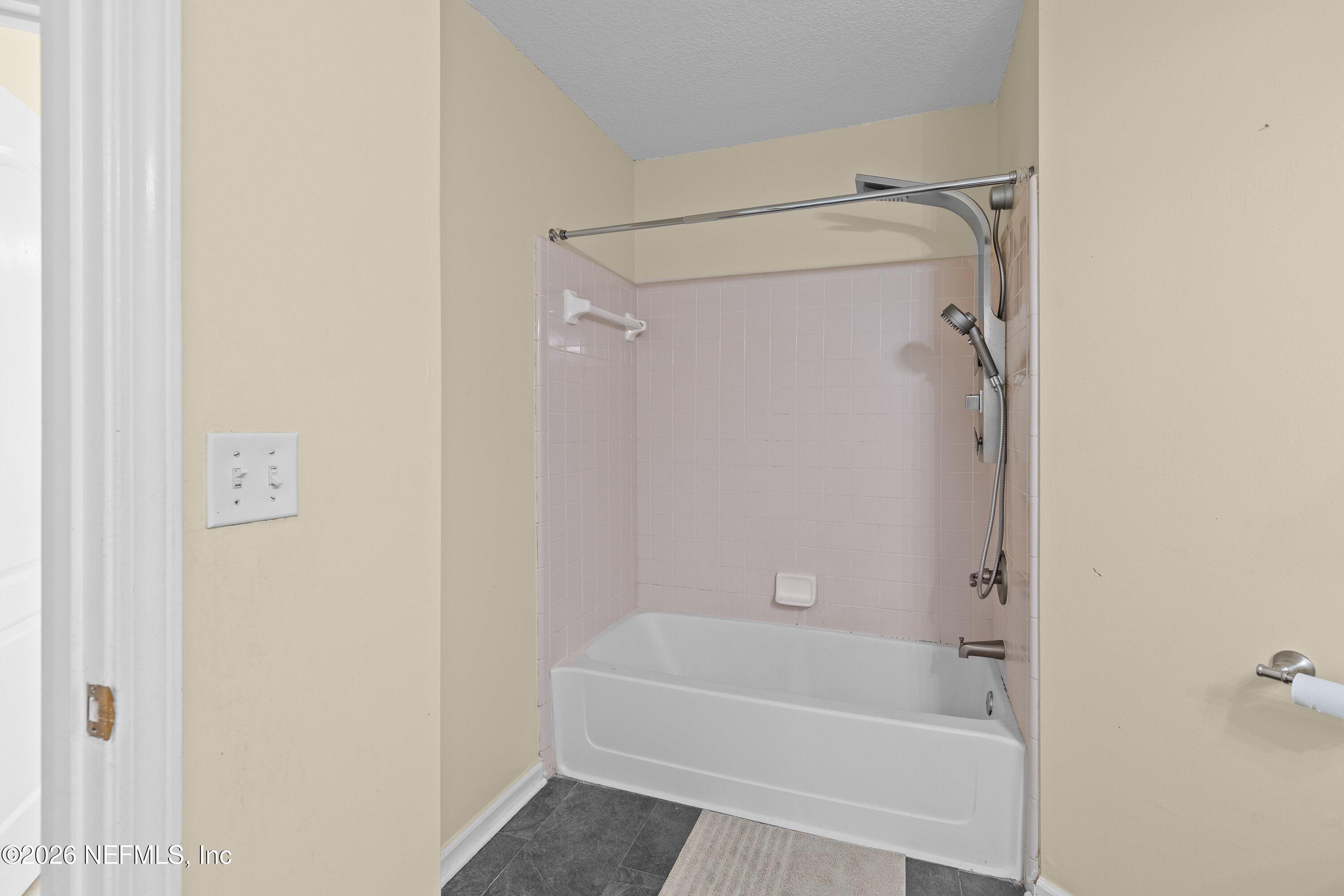 10211 WELLHOUSE Court