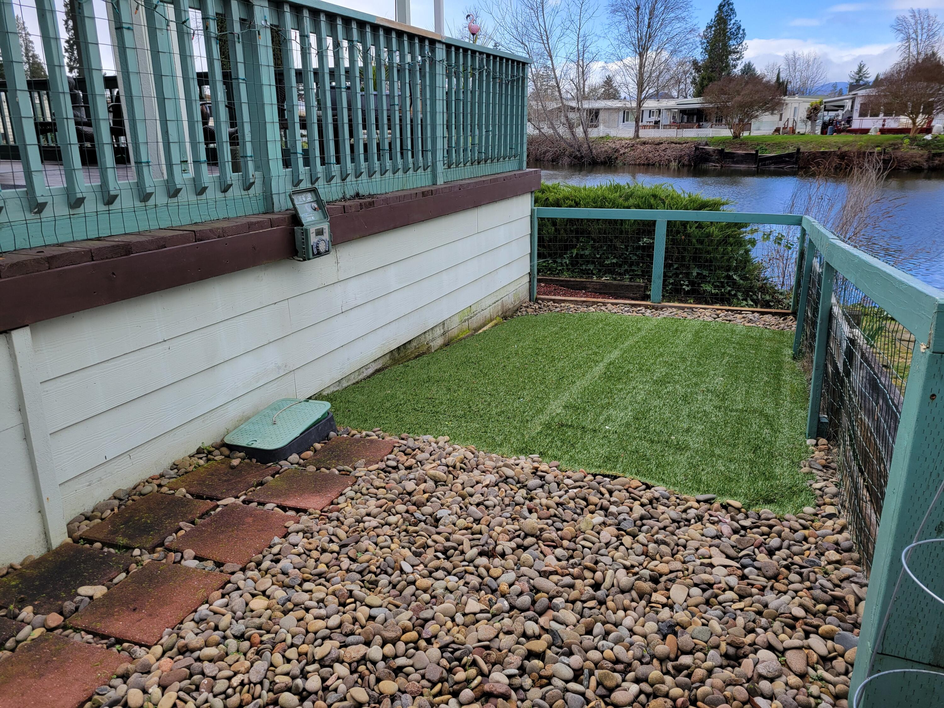 370 Lakeview Drive