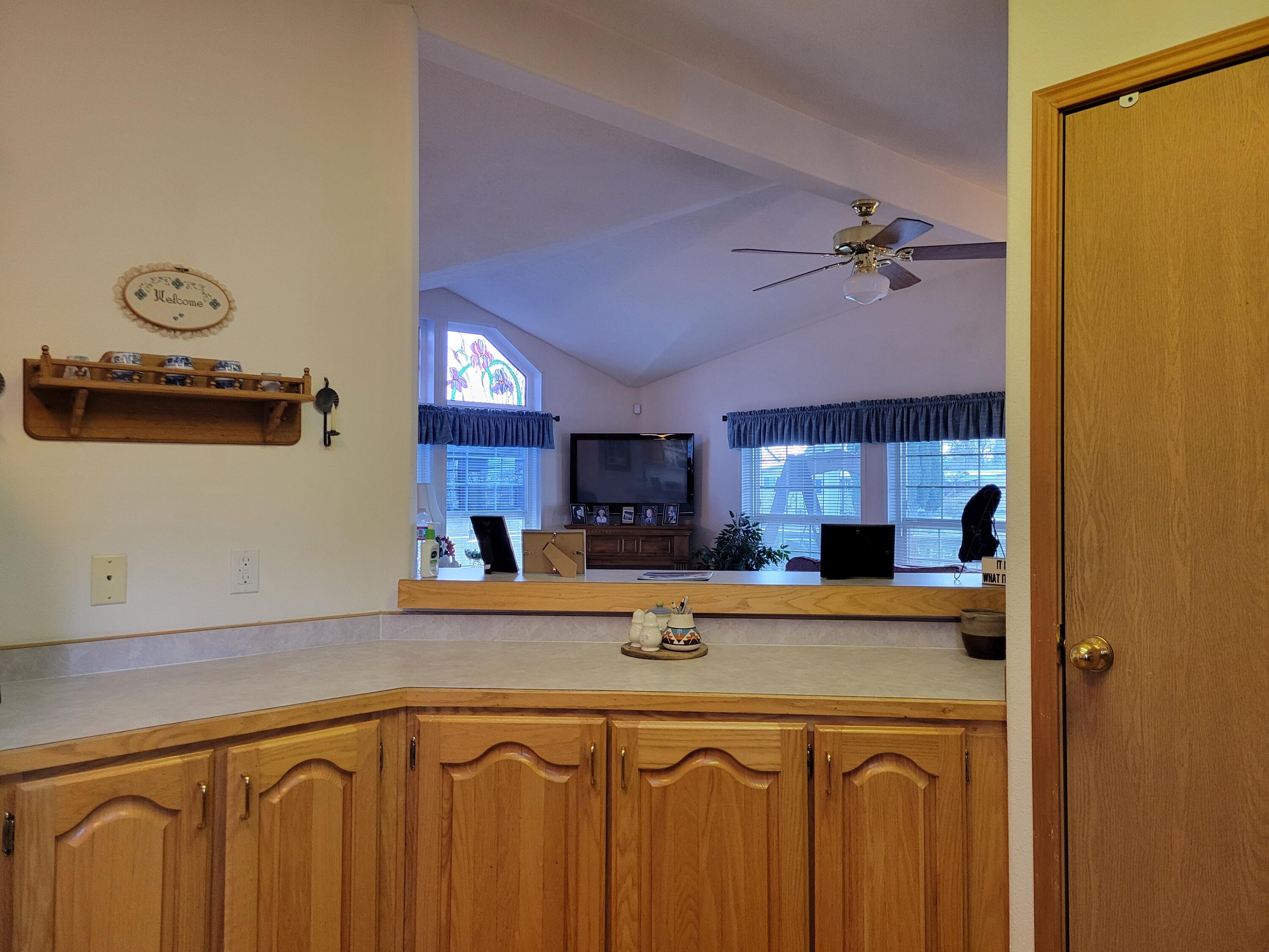 370 Lakeview Drive
