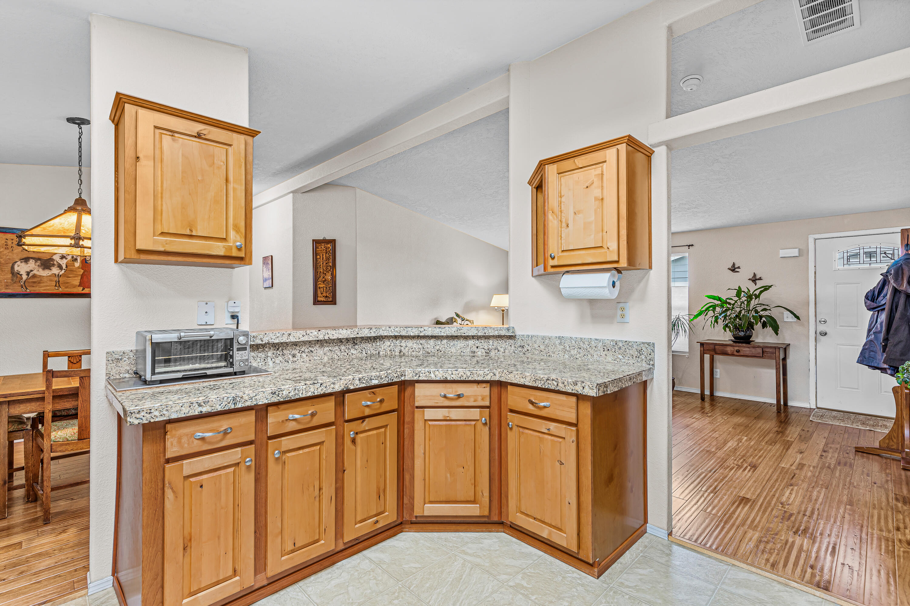 10 E South Stage Road, 514