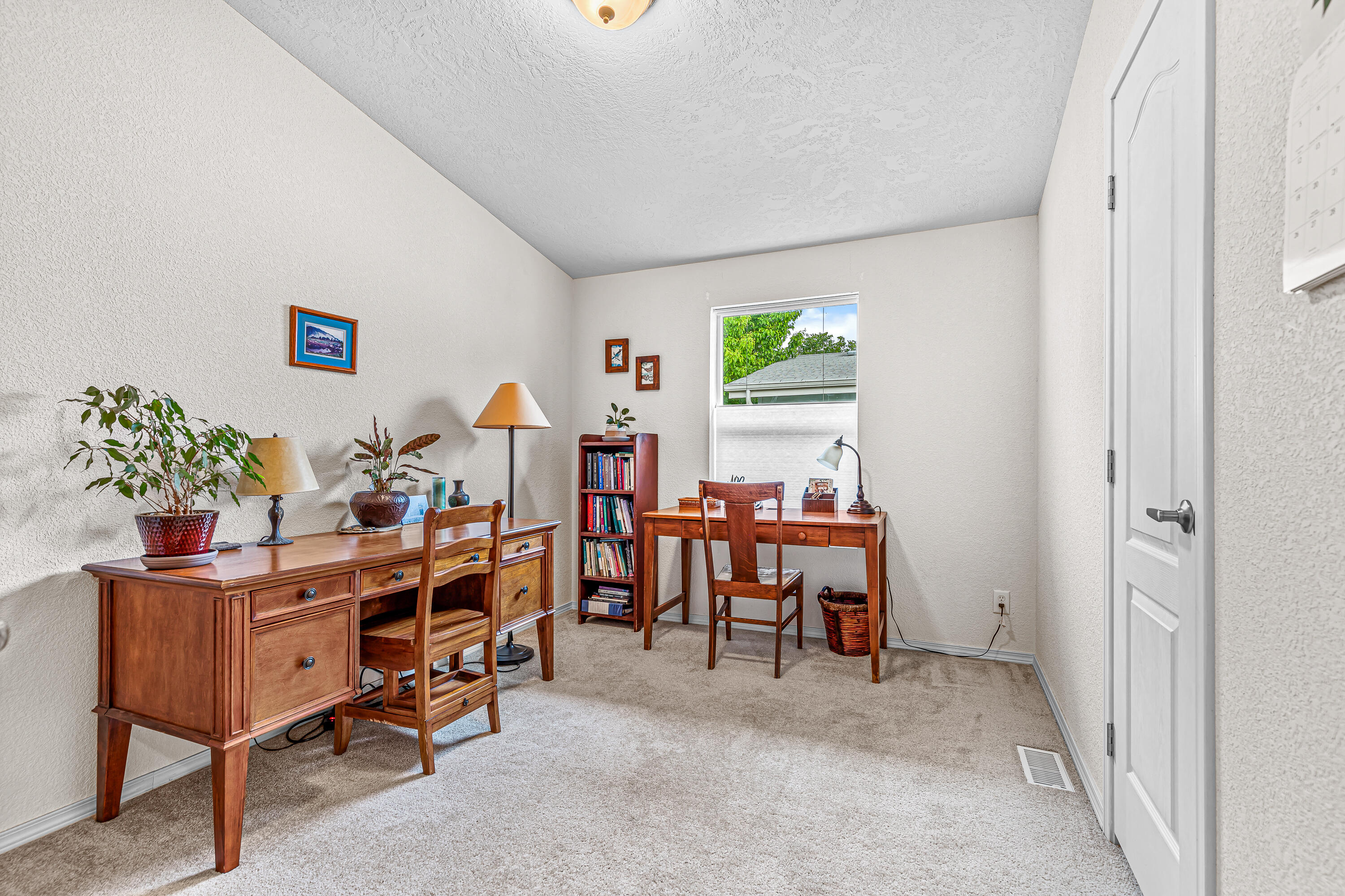 10 E South Stage Road, 514