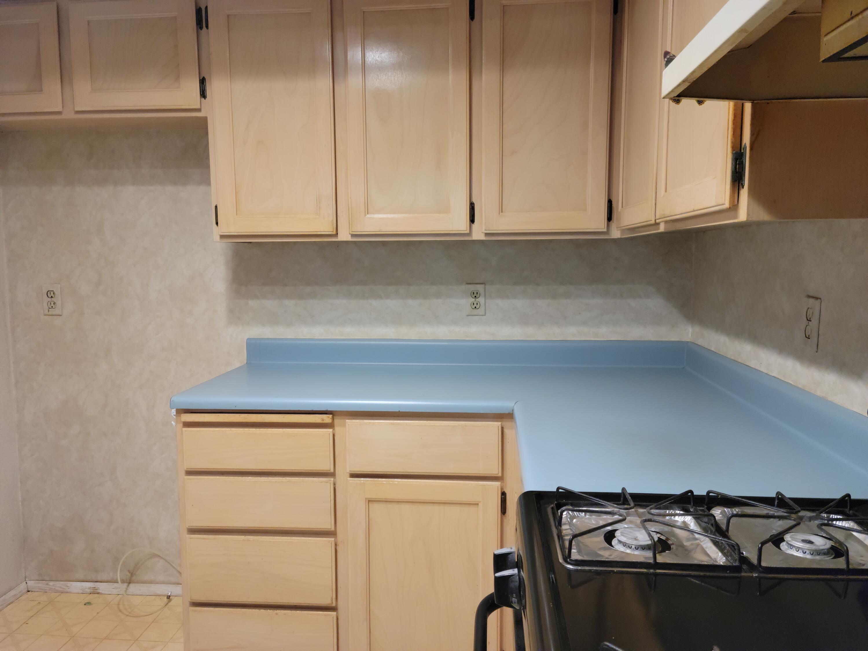 1527 NW Thompson Way