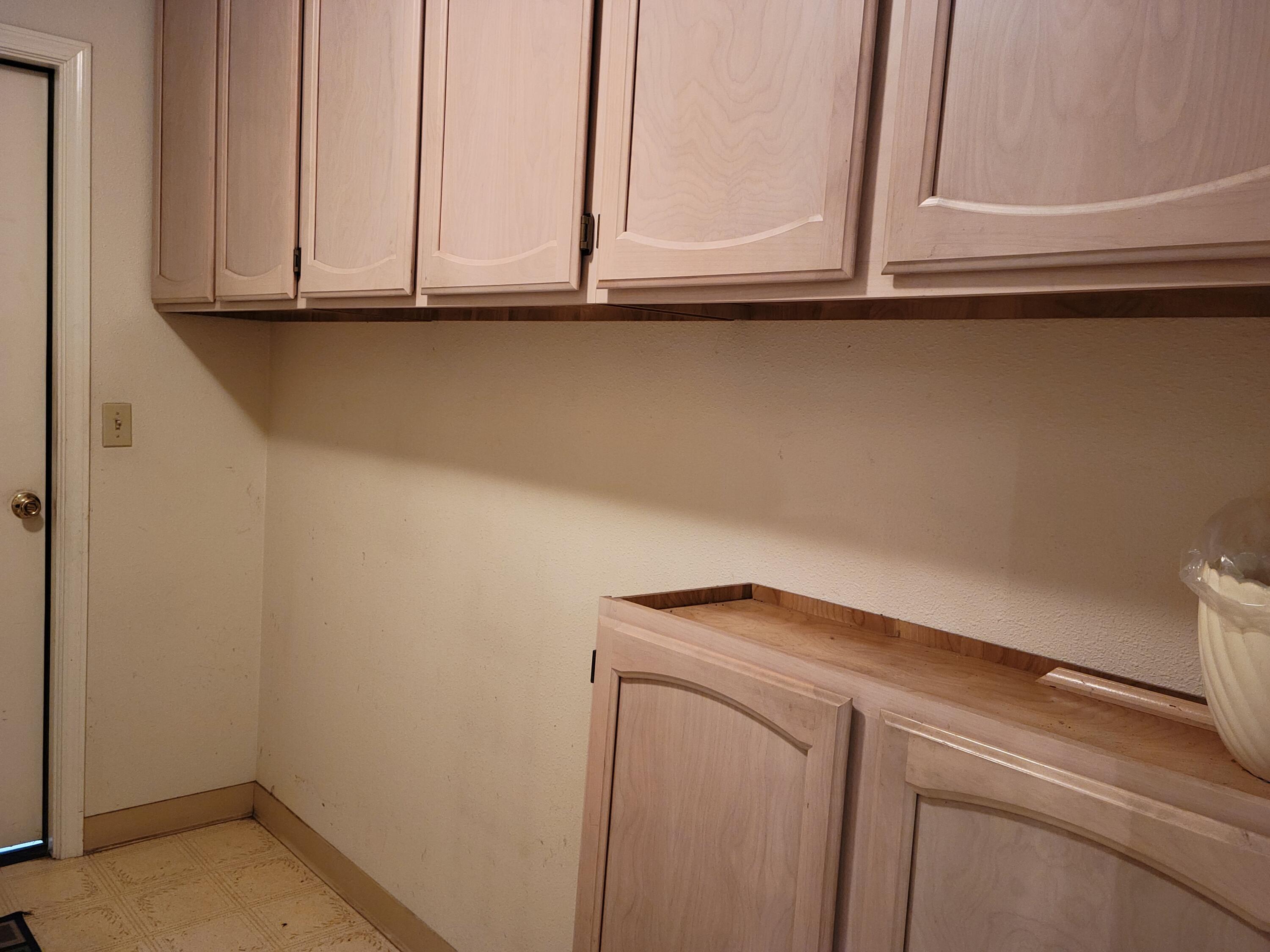 1527 NW Thompson Way