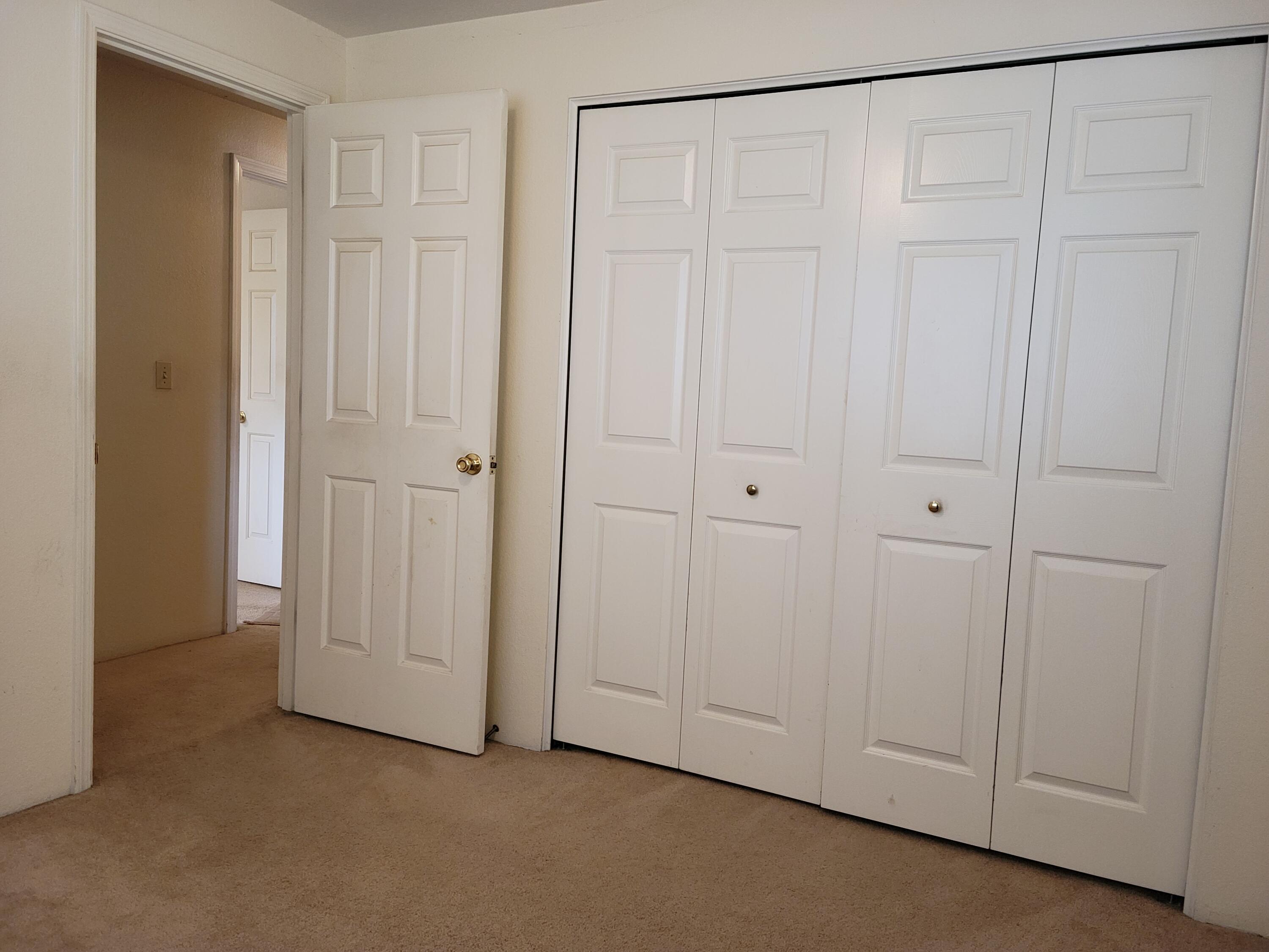 1527 NW Thompson Way