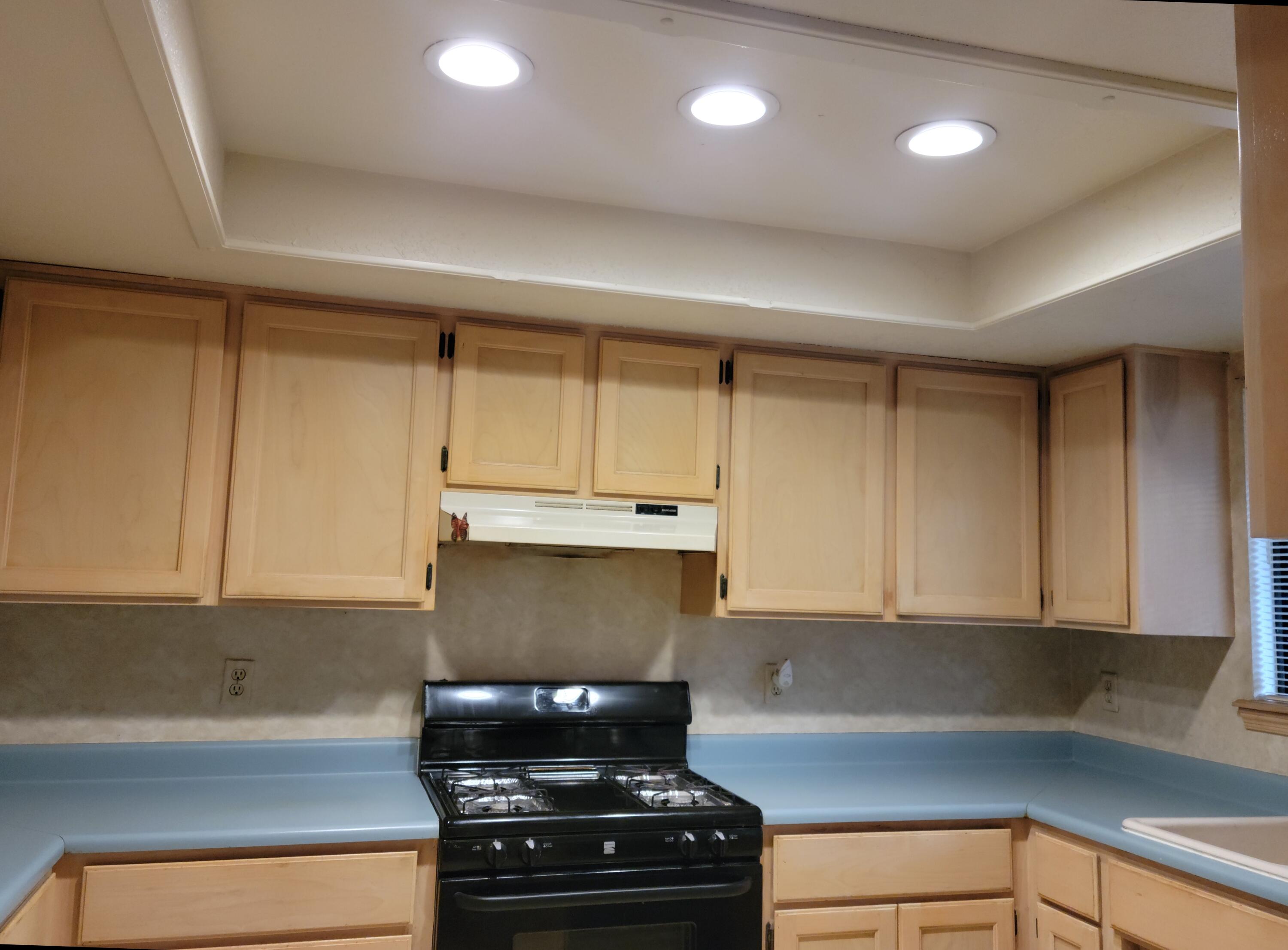 1527 NW Thompson Way