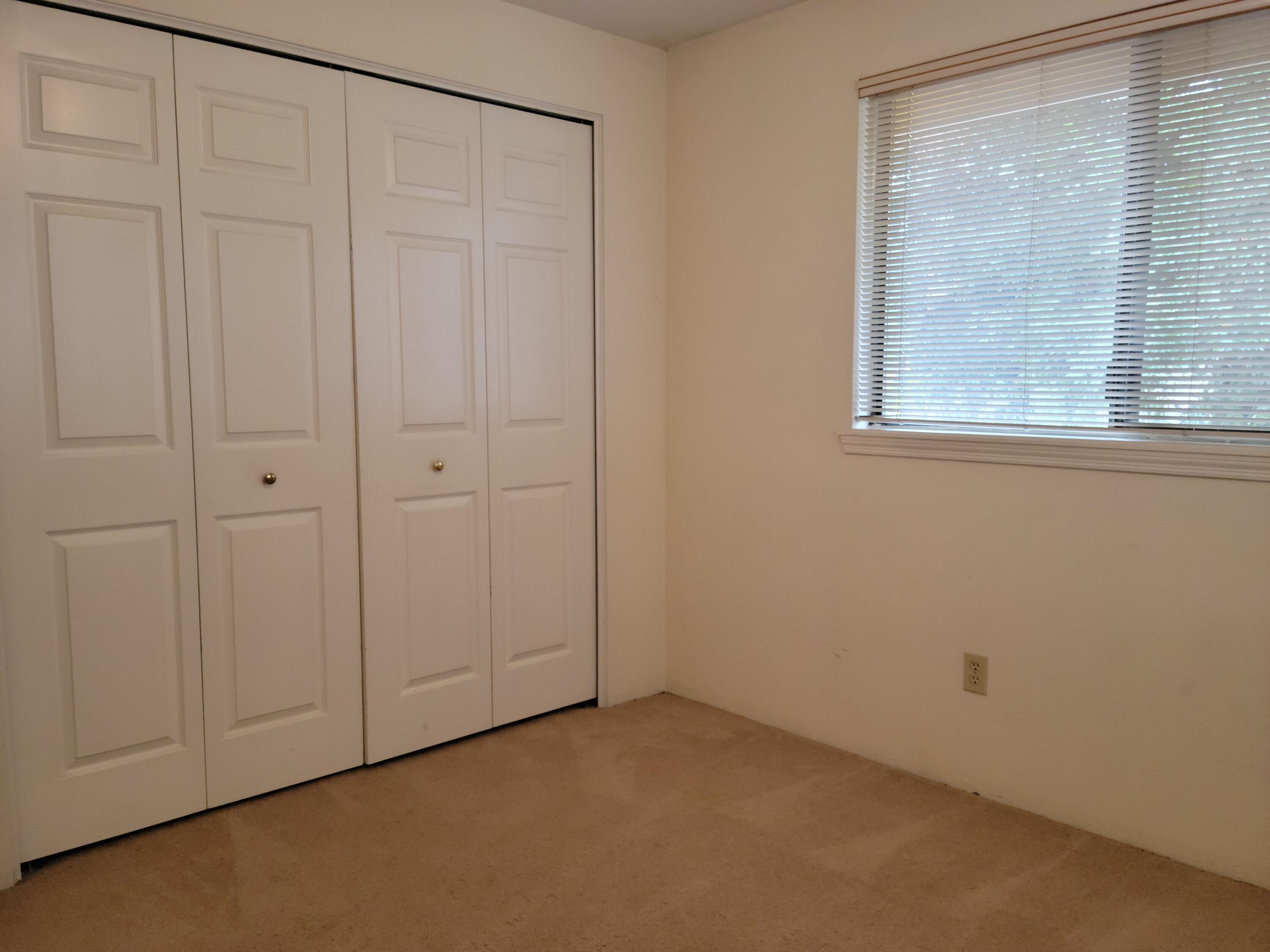 1527 NW Thompson Way