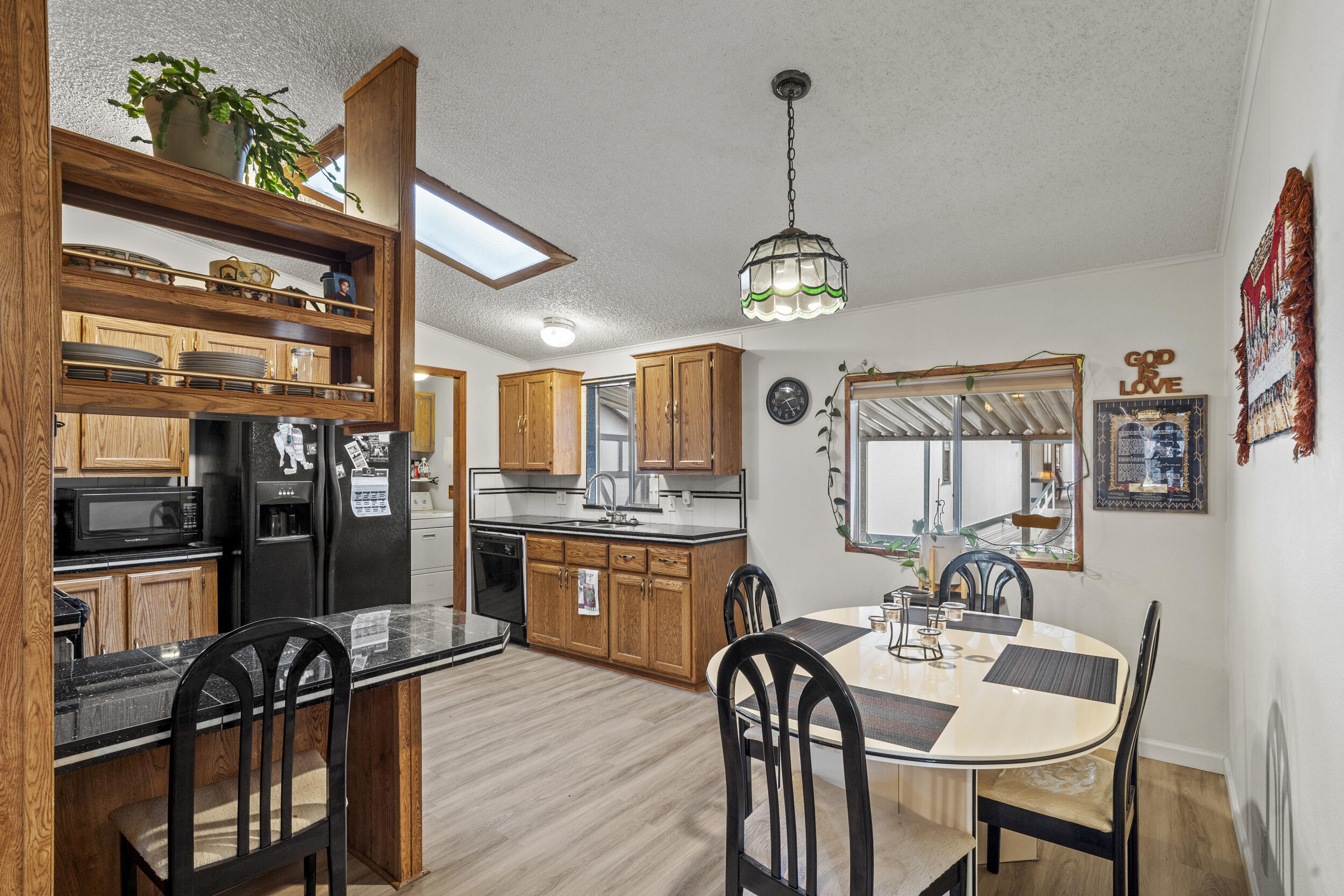 2325 NW Highland Avenue, 31